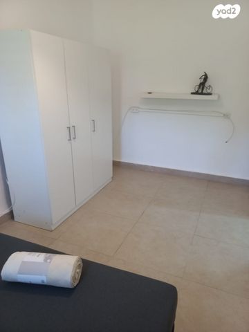 דירת גן, בן דור, נשר