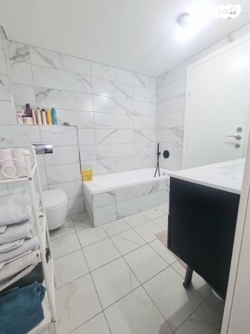 דירה, פתח תקווה 45, רמת אפרים, נתניה