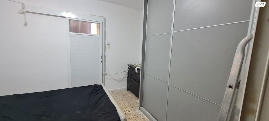 דירה, מבצע סיני 12, תל גיבורים, חולון