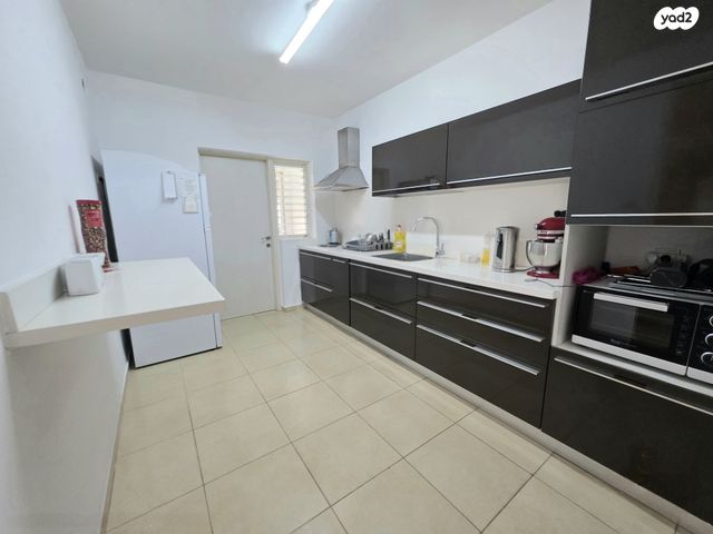 דירת גן, שדרות בית וגן, בית וגן, קרית אתא