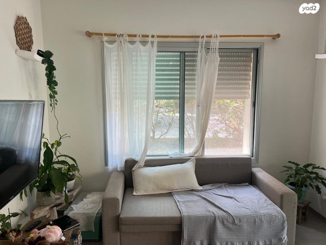 תיירות ונופש, קיסריה