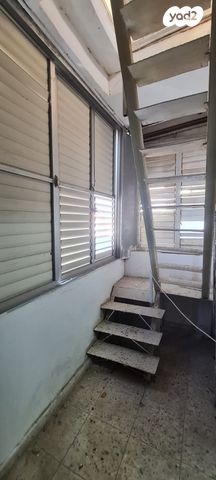 דירה, מבצע סיני 12, תל גיבורים, חולון