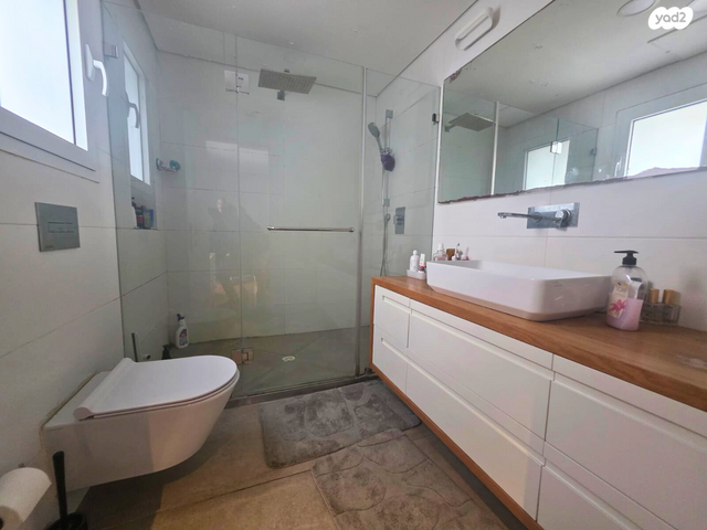 דירת גן, אנדה עמיר, חיפה