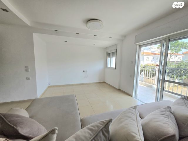 דירת גן, שדרות בית וגן, בית וגן, קרית אתא