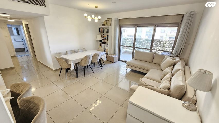 דירה, אבא אבן, קרית הלאום, ירושלים