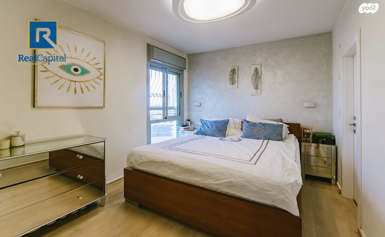 דירה, 2008, רעננה