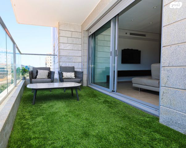 דירה, קרית השרון, נתניה