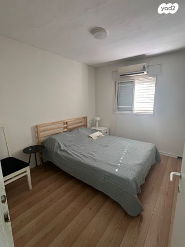 דירה, יצחק בן צבי 1, גיורא, רמלה