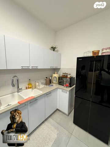 דירה, יצחק שמיר, נווה שרון / שער העיר, נתיבות