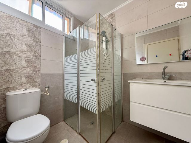 דירה, אילנות, כרמיאל