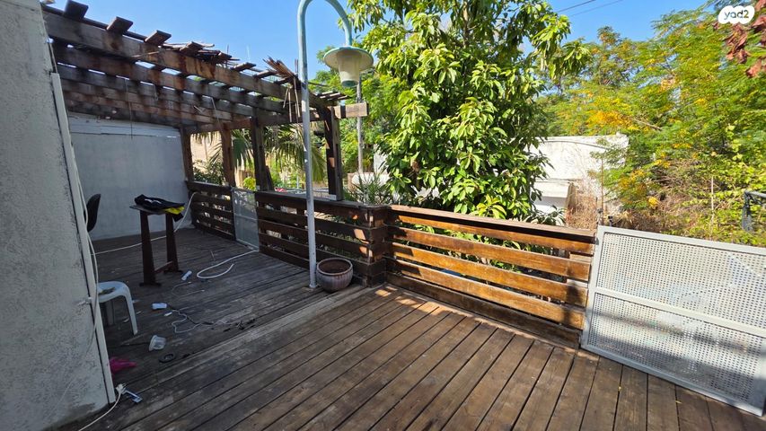 דירה, ששת הימים, הראשונים, שלומי