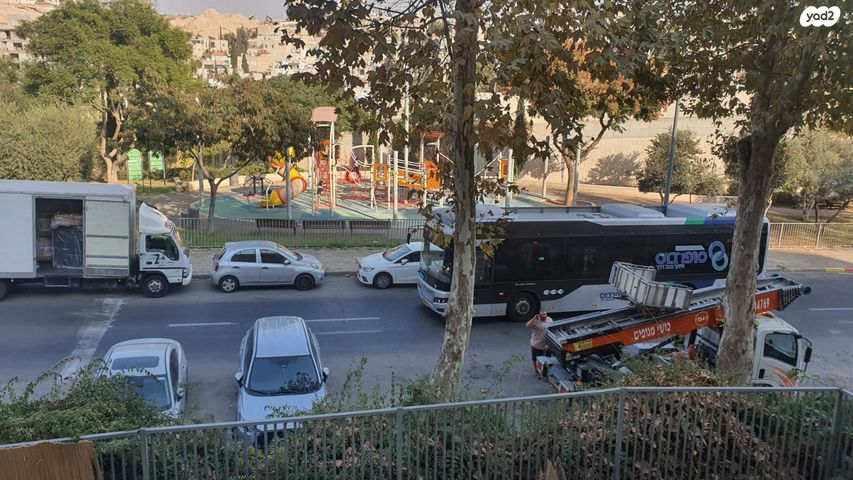 דירה, אפרסמון, גילה, ירושלים