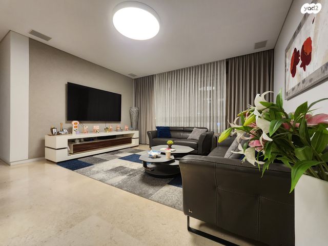 דירה, יוסף נקר, כפר גנים ג, פתח תקווה