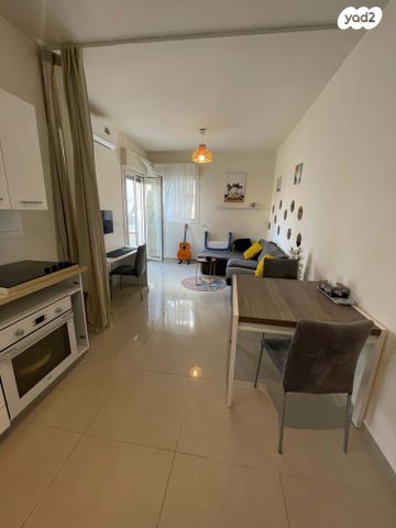 דירה, זלמן שניאור, לב תל אביב, לב העיר צפון, תל אביב יפו