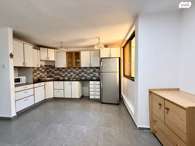 דירה, אילנות, כרמיאל