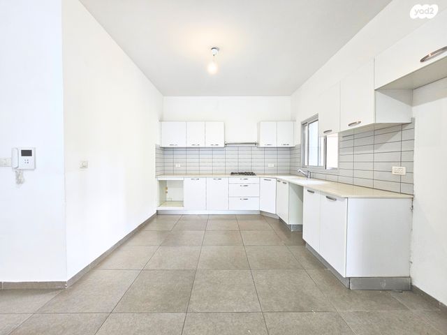 דירה, מאשה ודב סקיבין, כפר סבא הירוקה, כפר סבא