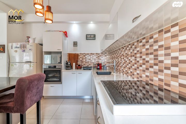 דירה, נאות רבין, יבנה