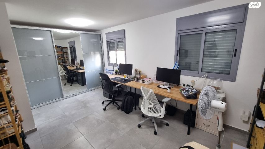 דירת גן, שער הגיא, יקנעם עילית