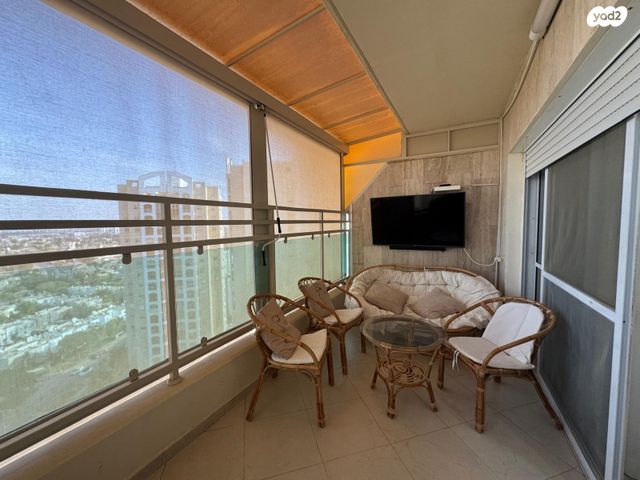 גג/ פנטהאוז, שדרות יוהנה ז'בוטינסקי 12, נווה זאב, נאות אילן, באר שבע