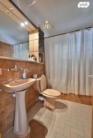 גג/ פנטהאוז, שלמה בן יוסף, רמת אביב ג', תל אביב יפו