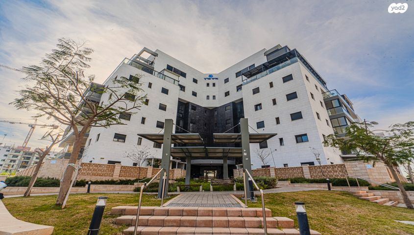 גג/ פנטהאוז, דוריף, עיר היין, אשקלון