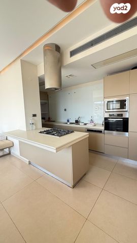 גג/ פנטהאוז, טופז, צופית תחתית, אילת