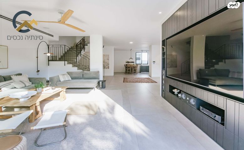 בית פרטי/ קוטג', מתחם 19 - 20 (מתחם הפרחים), הוד השרון