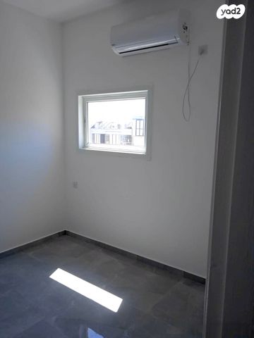 דירה, הגדוד העברי 14, לב העיר, בת ים