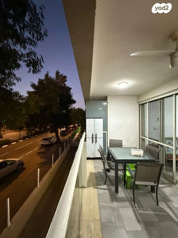 דירה, ש"י עגנון 14, מרכז דרום, רעננה