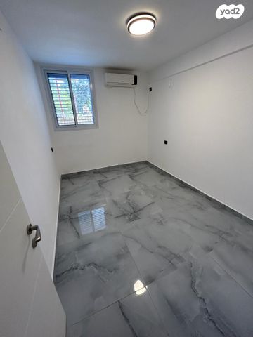 דירה, דימונה