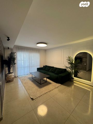 דירה, אשכולית, רמות הרכס, באר שבע