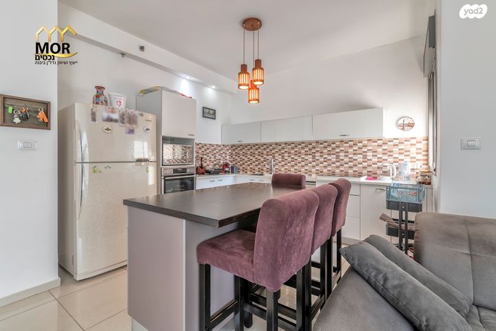 דירה, נאות רבין, יבנה