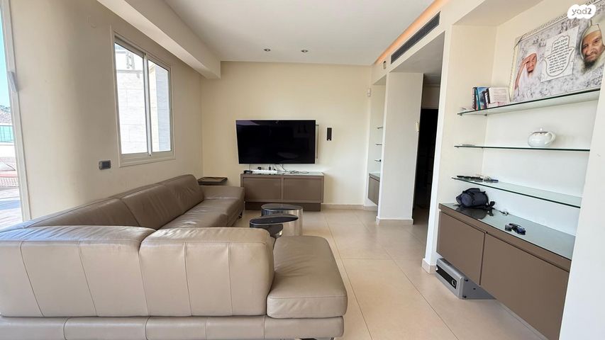 גג/ פנטהאוז, טופז, צופית תחתית, אילת