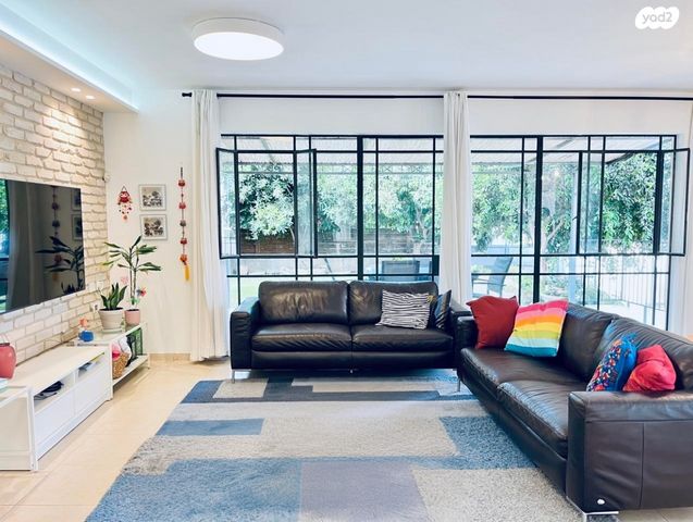 בית פרטי/ קוטג', שאר העיר, קדימה צורן