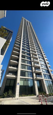 ניסים אלוני 2