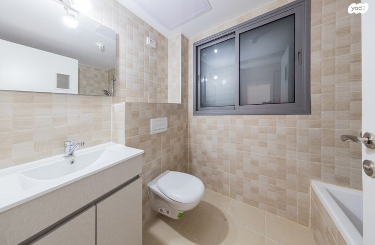 דירה, דב פרידמן, שכונת הראשונים, רמת גן