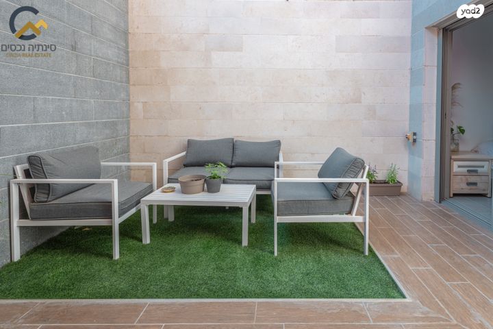 דופלקס, נווה מונוסון, יהוד מונוסון