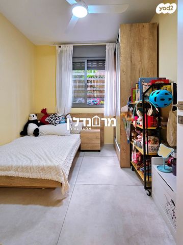 דירת גן, אבן עזרא, מרכז, הרצליה