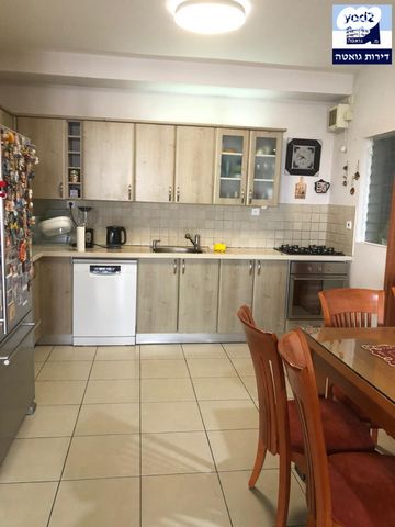 דירה, שרגא רפאלי, הדר המושבות החדשה / אם המושבות החדשה, פתח תקווה