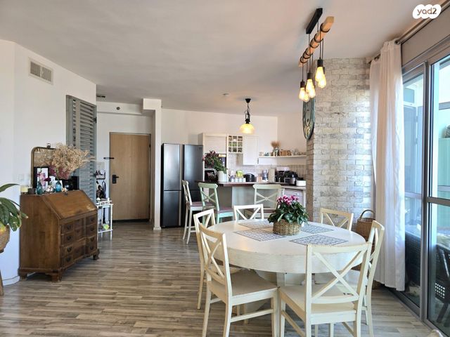 דירה, טווס, רמות מנחם, הוד השרון