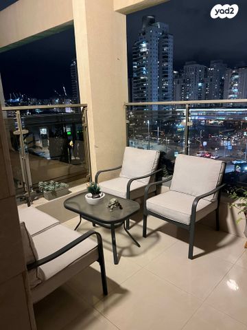 דירה, פנחס אילון, קרית אילון, חולון