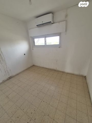 דירה, התלמוד, שכונה ד', באר שבע