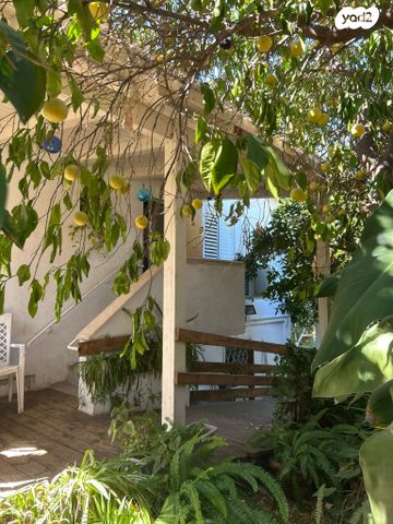 בית פרטי/ קוטג', אפשטיין 10, מרכז עפולה עלית, עפולה