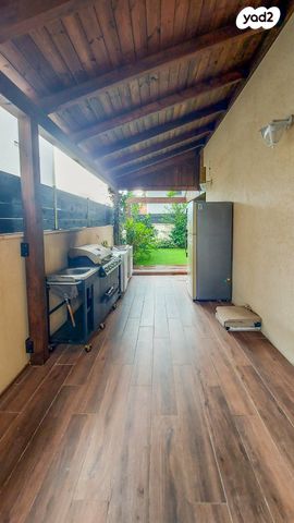 דו משפחתי, הגפן, עתלית