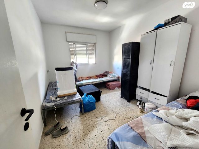 דירה, אורן, החורש, חריש