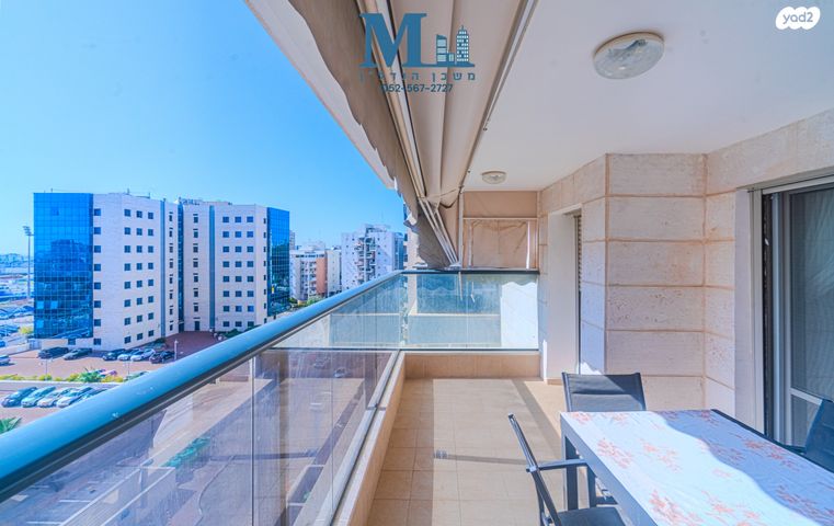 דירה, יורם ורון, אפרידר, אשקלון