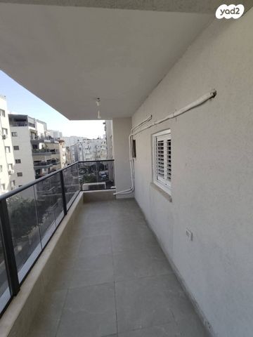 דירה, עגנון, דרום מערב ותיק, בת ים