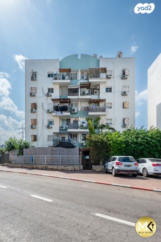 דירה, המסילה, פרדס חנה כרכור