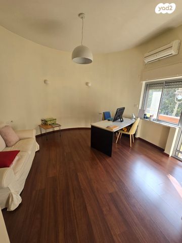 דירה, שמואל הנגיד 8, מרכז העיר, ירושלים