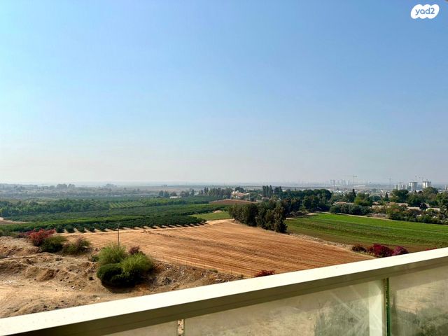 דירה, רחובות החדשה, רחובות